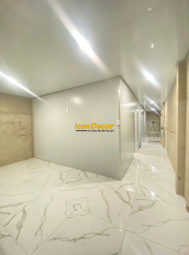 Thi công vách ngăn panel tại Bình Dương – Lắp nhanh, bền đẹp, đạt chuẩn nhà xưởng & kho lạnh