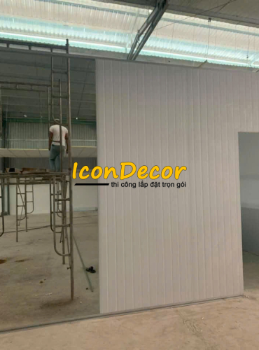Thi công vách ngăn panel tại Hóc Môn – Lắp nhanh, giá rẻ, cách nhiệt tốt
